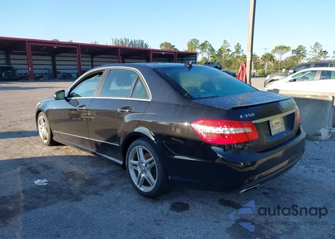 2013 Mercedes-Benz E 350 4Matic из США, поврежденный, VIN WDDHF8JB2DA721846